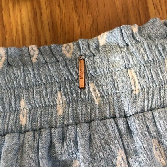 NWT MISA Los Angeles Marion Chambray Blue Tiered Ruffle Mini Skirt - Picture 6 of 10